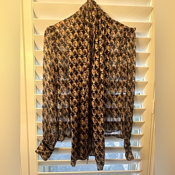 Dolce & Gabbana 100% Silk Button Up Blouse with Neck Scarf Size IT 40 US 4 - Picture 1 of 16